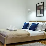 Tyzenhauz Suites Topolowa