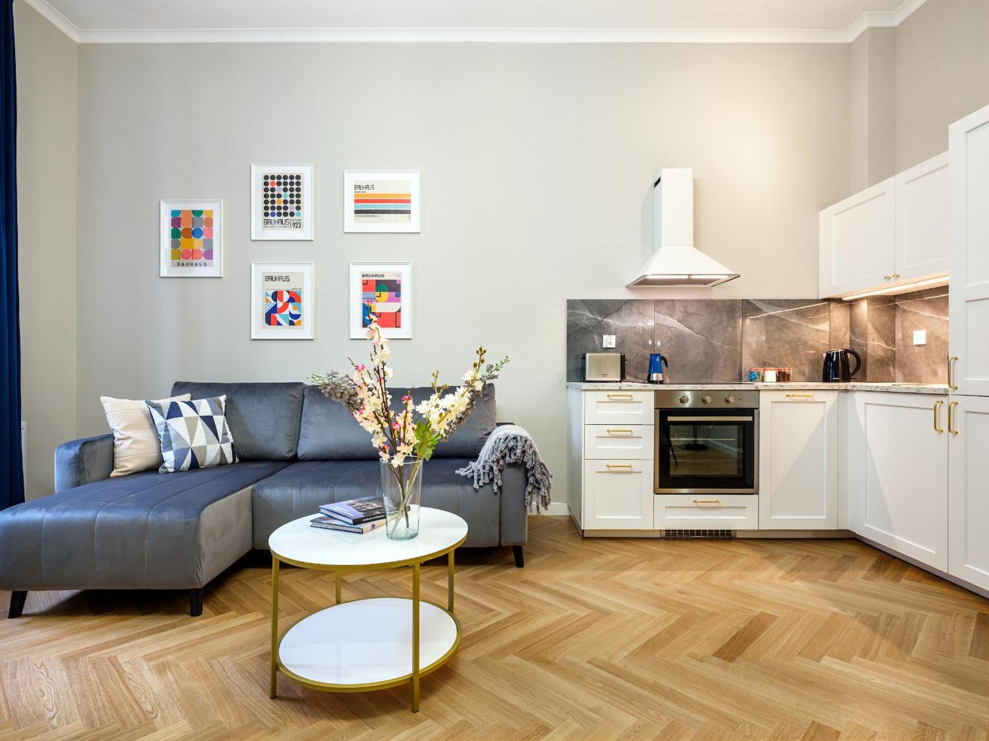 Tyzenhauz Topolowa Aparthotel *
