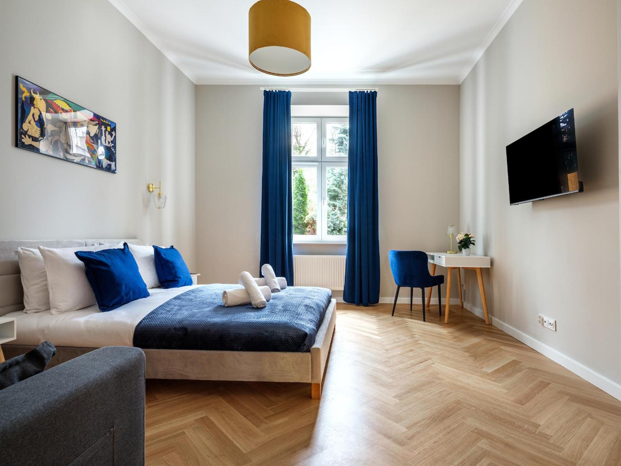 Tyzenhauz Topolowa Aparthotel *