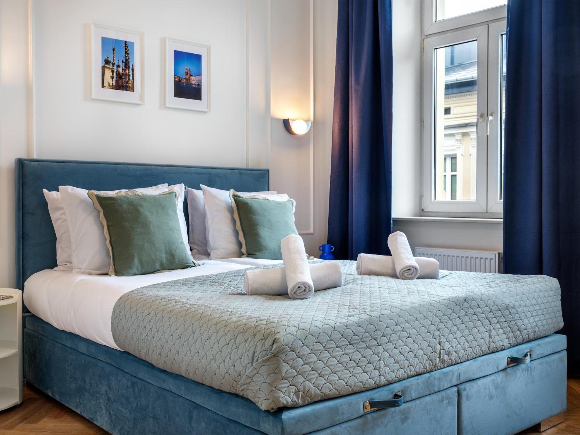 Tyzenhauz Topolowa Aparthotel